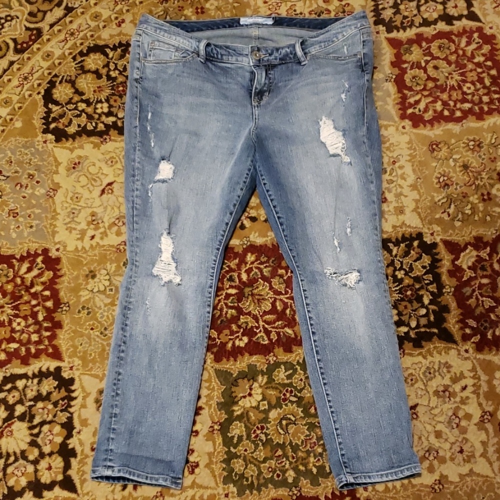 Torrid skinny distressed jeans